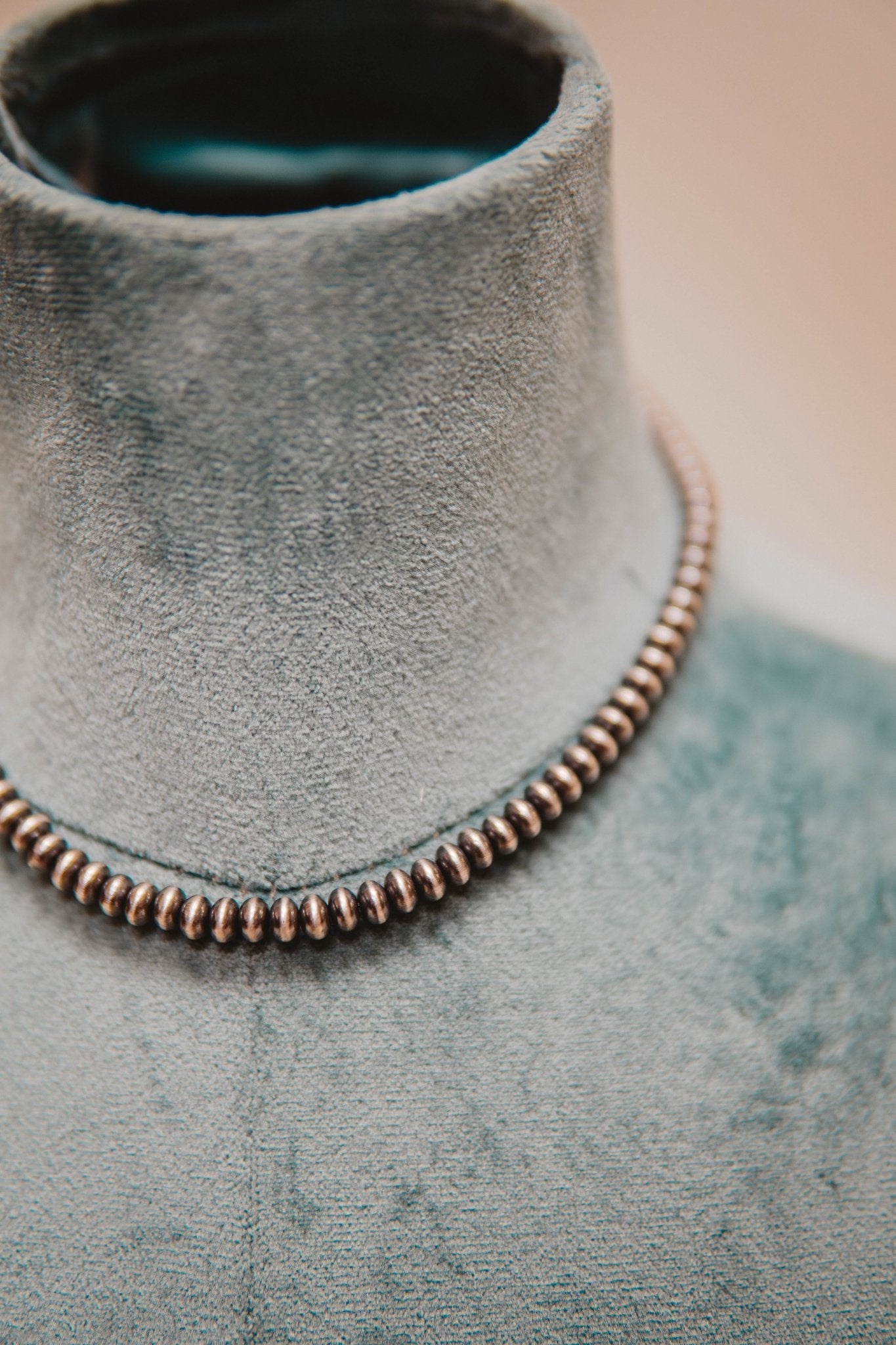 Navajo Saucer Pearl 5.5MM 14" - Southern Soule Designs