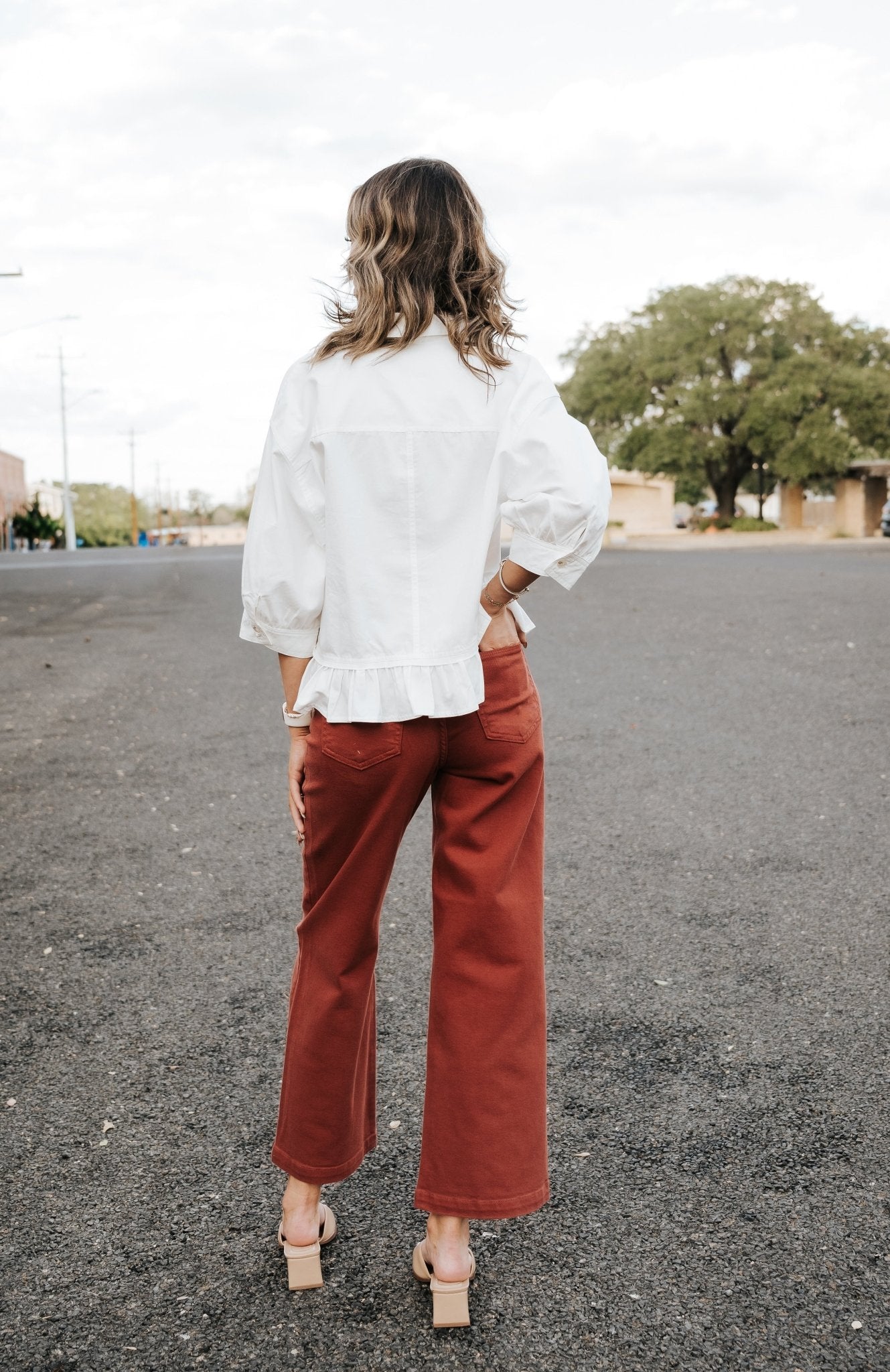 Off White Ruffle Hem Button Up Shirt WL25 - 10377 - Southern Soule Designs