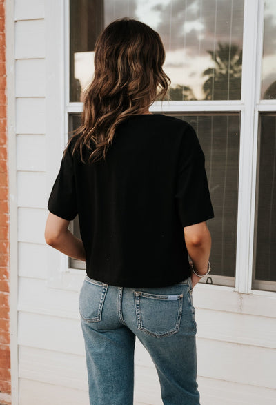 On The Go Tee True Black ZT253196 - Southern Soule Designs