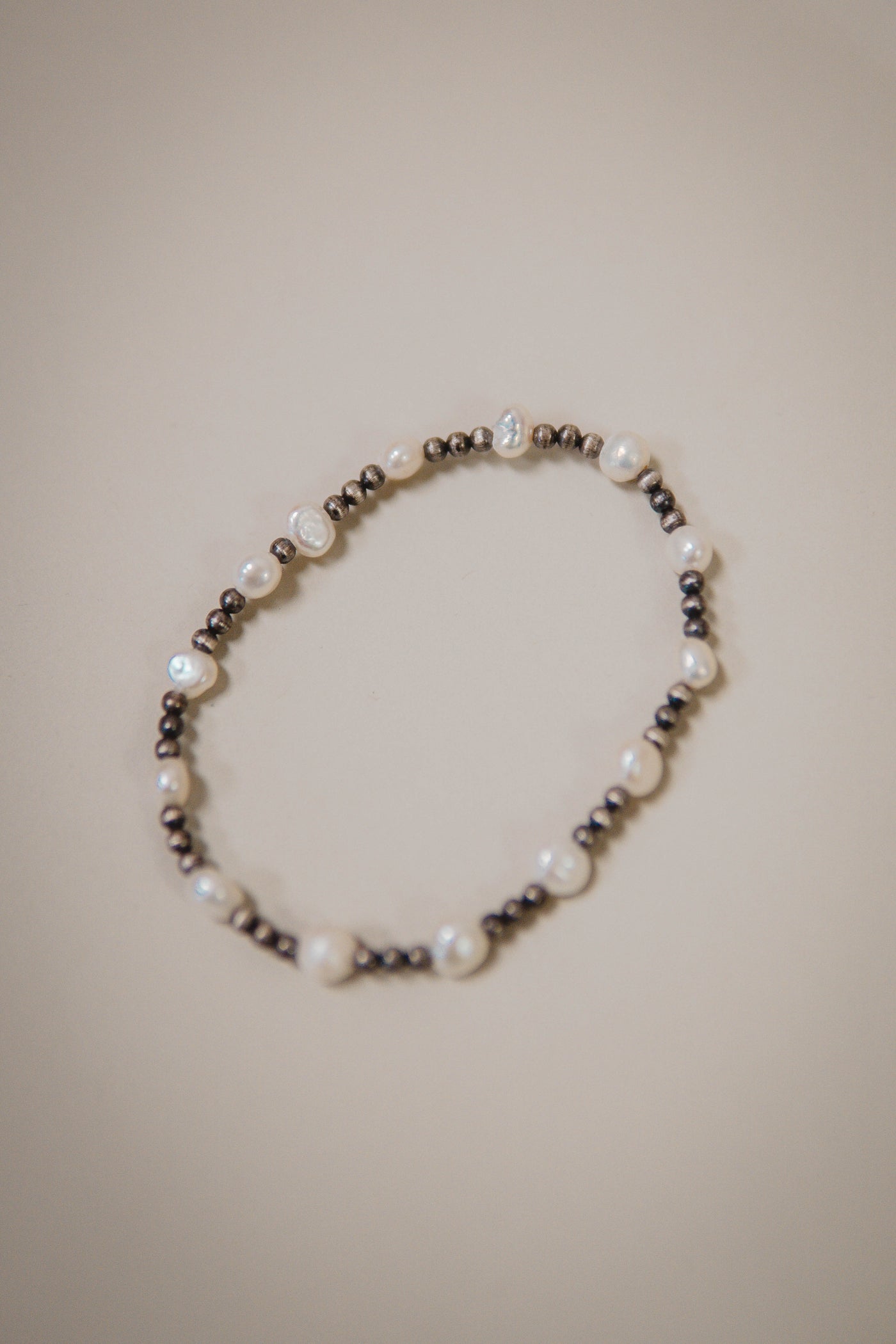 Pearl/Onyx Stretch Bracelet