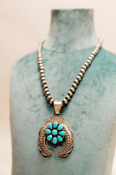 Turq Horseshoe Cluster Pendant