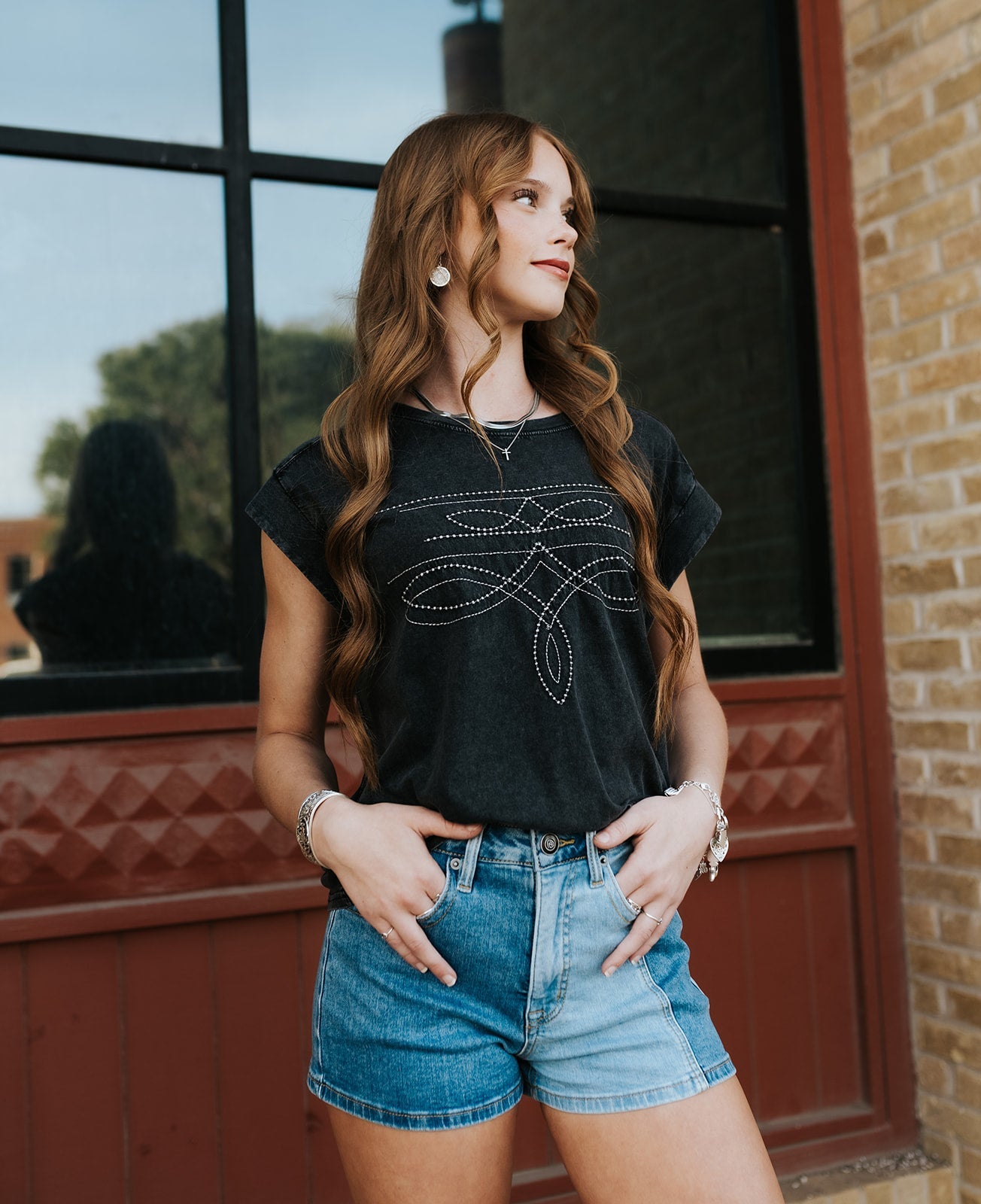 Rock & Roll Women's Black Boot Stitch Jersey Tee LW21T08439 - Southern Soule Designs