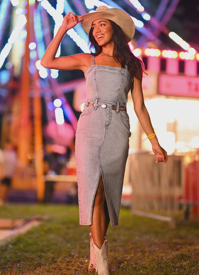 Rock & Roll Women's Detachable Strap Dress Light Wash BWD0D06413 - Southern Soule Designs