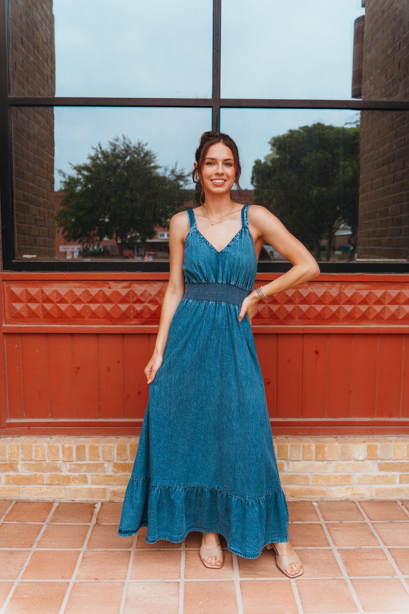 Roper Women's Denim Maxi Sleeveless Dress Roper Women's Denim Maxi Sleeveless Dress