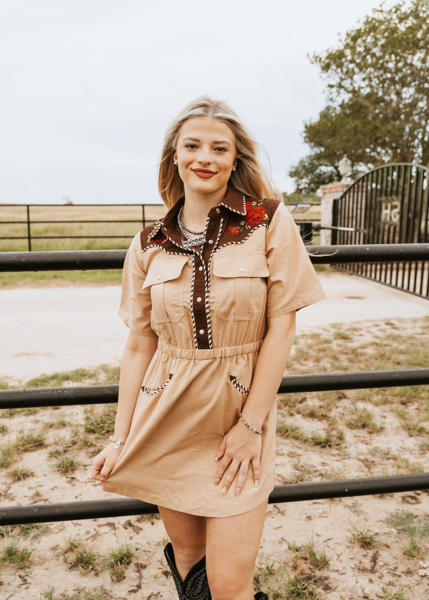 Santa Rosa Range Dress M2364Q - Southern Soule Designs