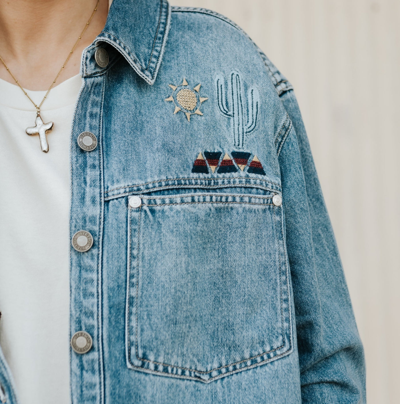 Stetson Women's Embroidered Denim Button - Up Cropped Shirt 11 - 050 - 0565 - 5002 - Southern Soule Designs