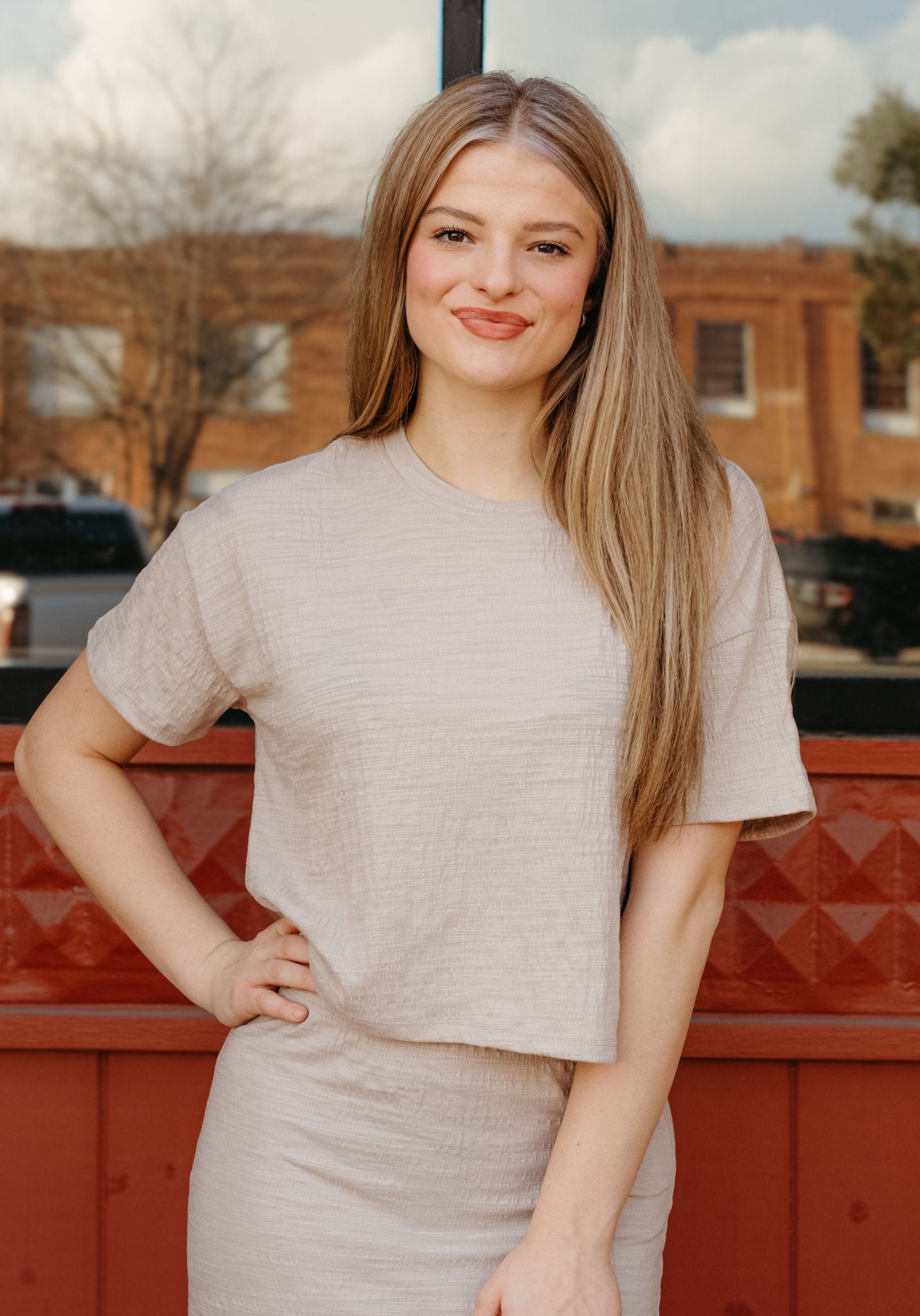 Sway Textured Cropped Tee Parchment ZT251363 - Southern Soule Designs