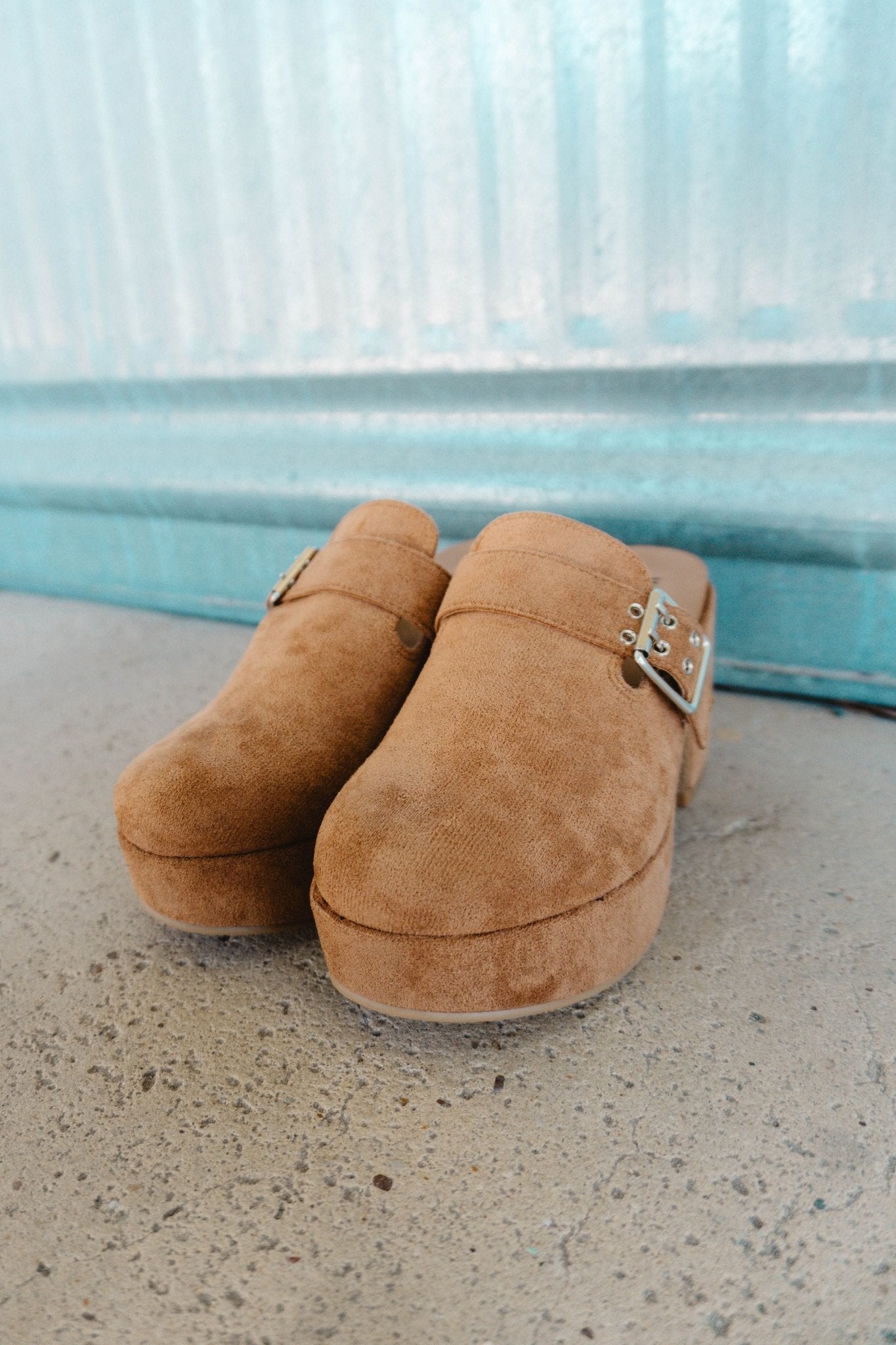 Tell Me More Wedge Tobacco - Southern Soule Designs