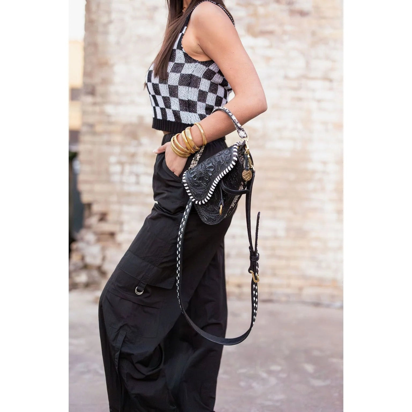 Texas Poppy Saddle Purse Black SPB02 - Southern Soule Designs