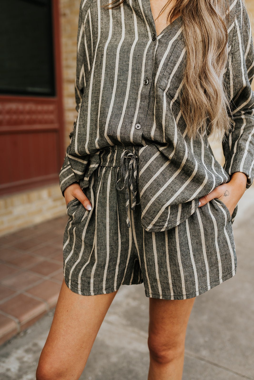 The Perfect Line Black Shorts ZS261582 - Southern Soule Designs