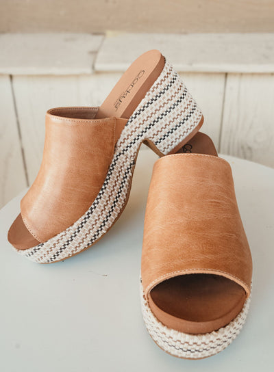 Totally Buggin Caramel - Southern Soule Designs