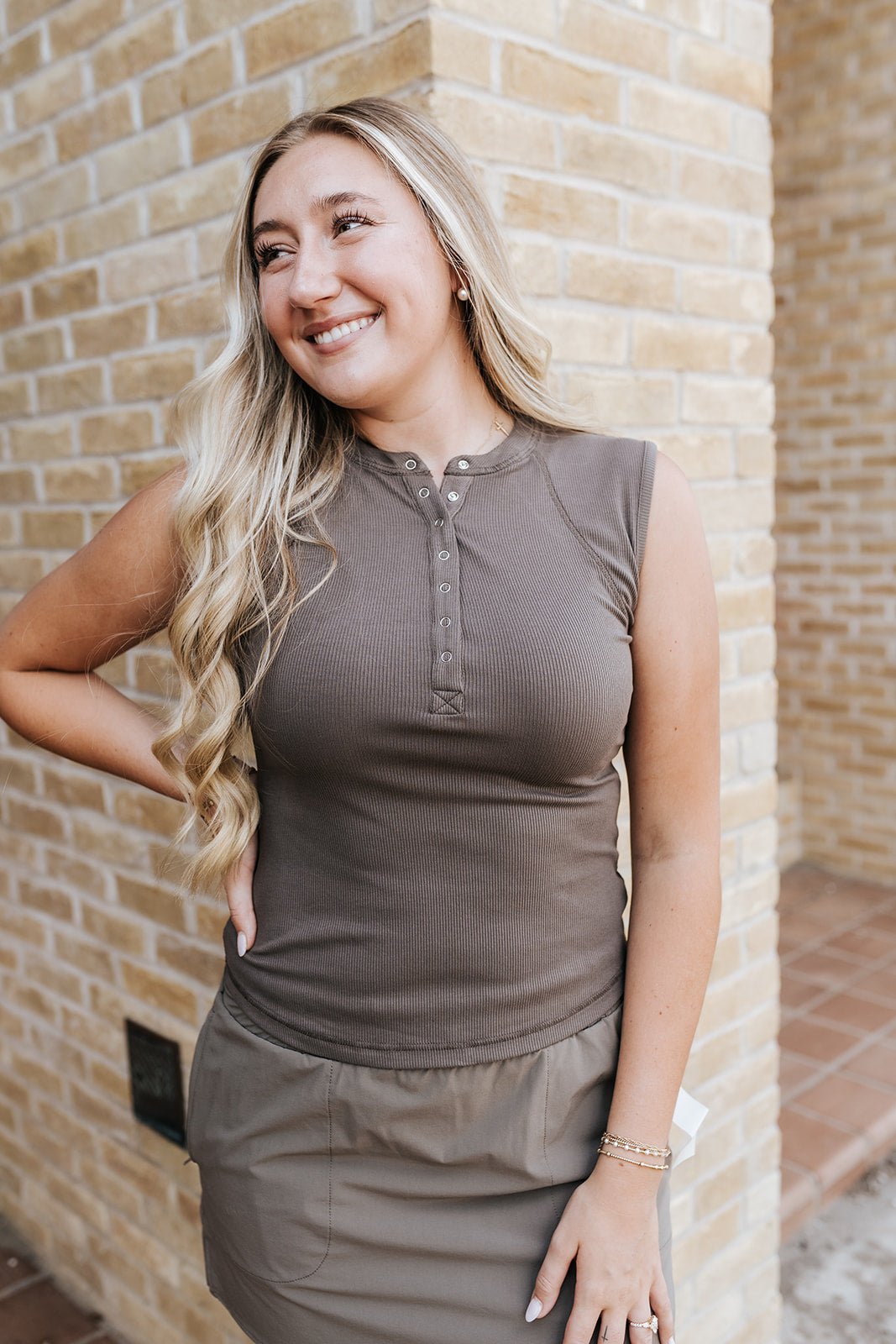 Truffle Essential Micro-Ribbed Henle Tank Top KT5544 - Southern Soule Designs