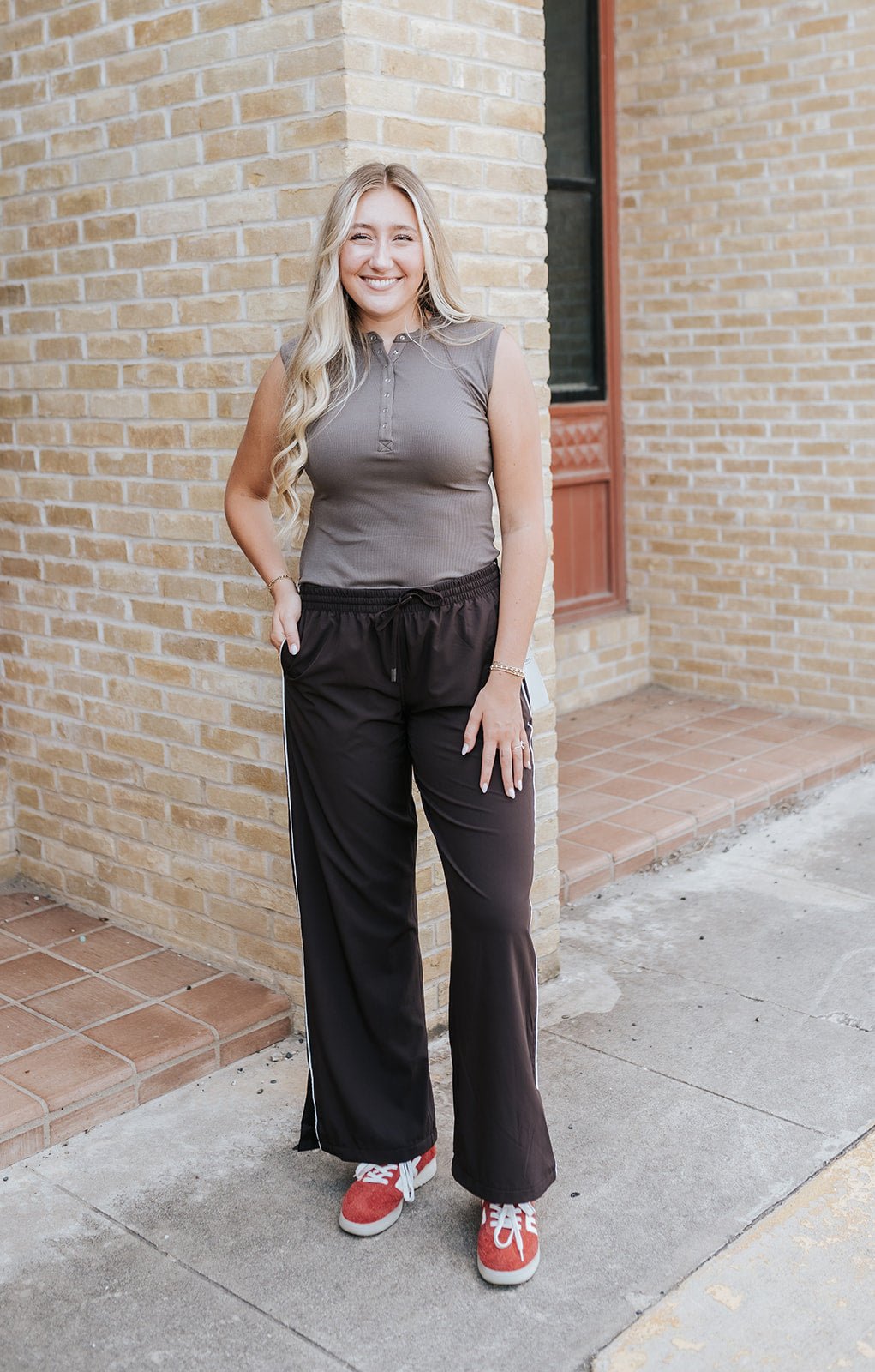Truffle Essential Micro-Ribbed Henle Tank Top KT5544 - Southern Soule Designs