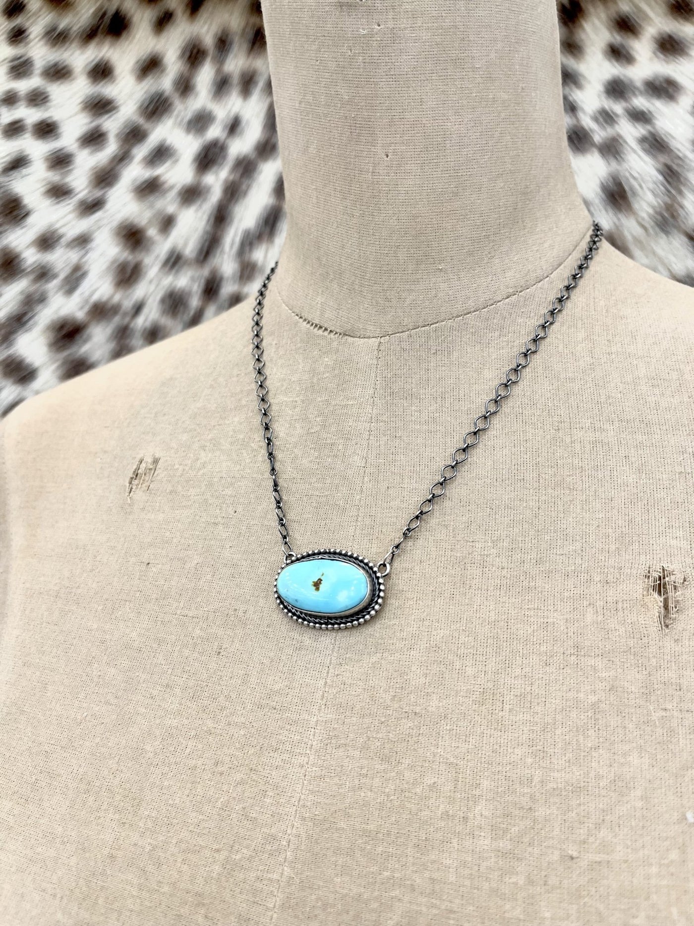 Turquoise Oval Bead Detail Necklace - Southern Soule Designs