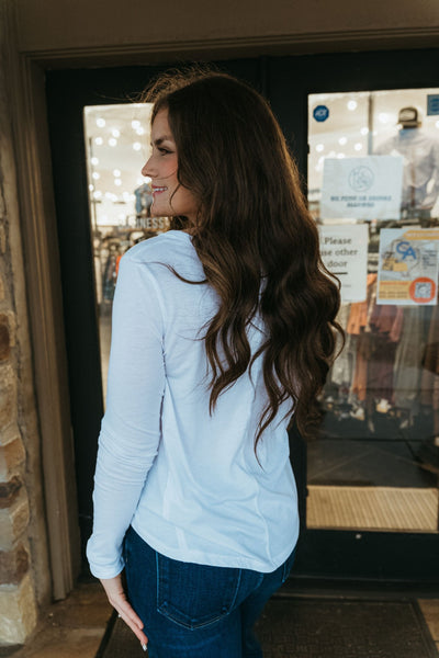 Vail Long Sleeve Tee White ZT251264 - Southern Soule Designs