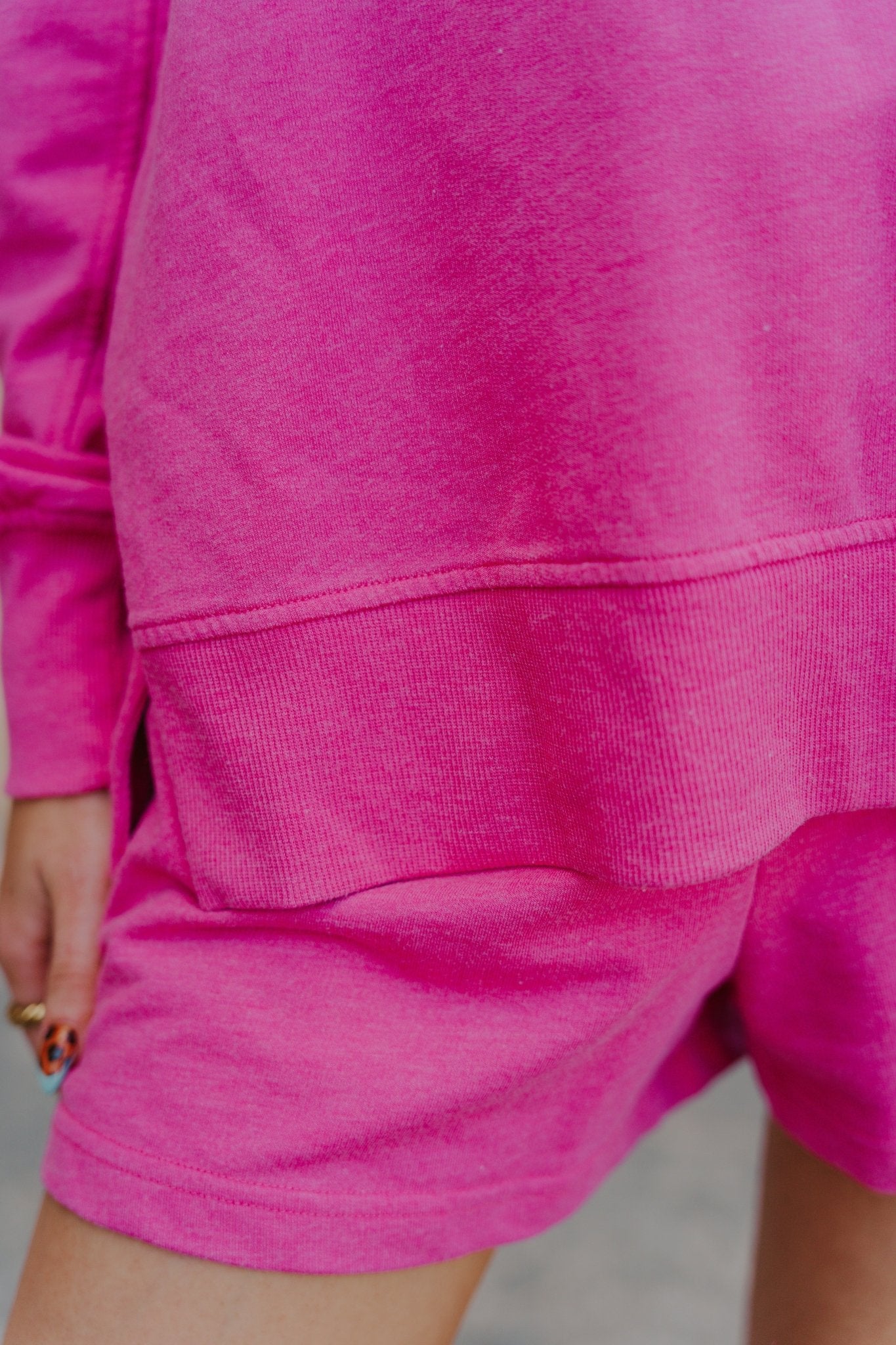 Weekender V Neck Island Pink ZT253919 - Southern Soule Designs