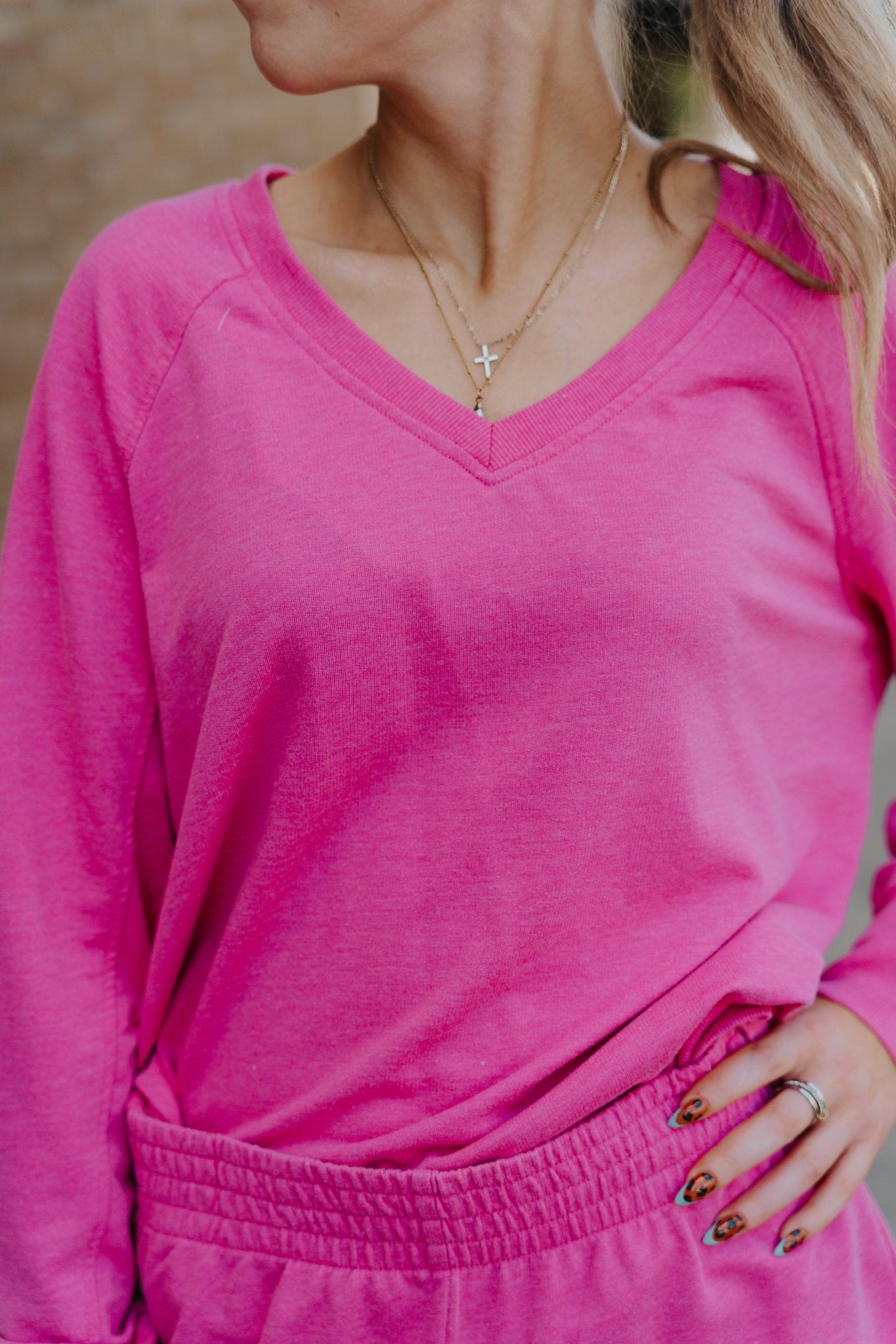 Weekender V Neck Island Pink ZT253919 - Southern Soule Designs