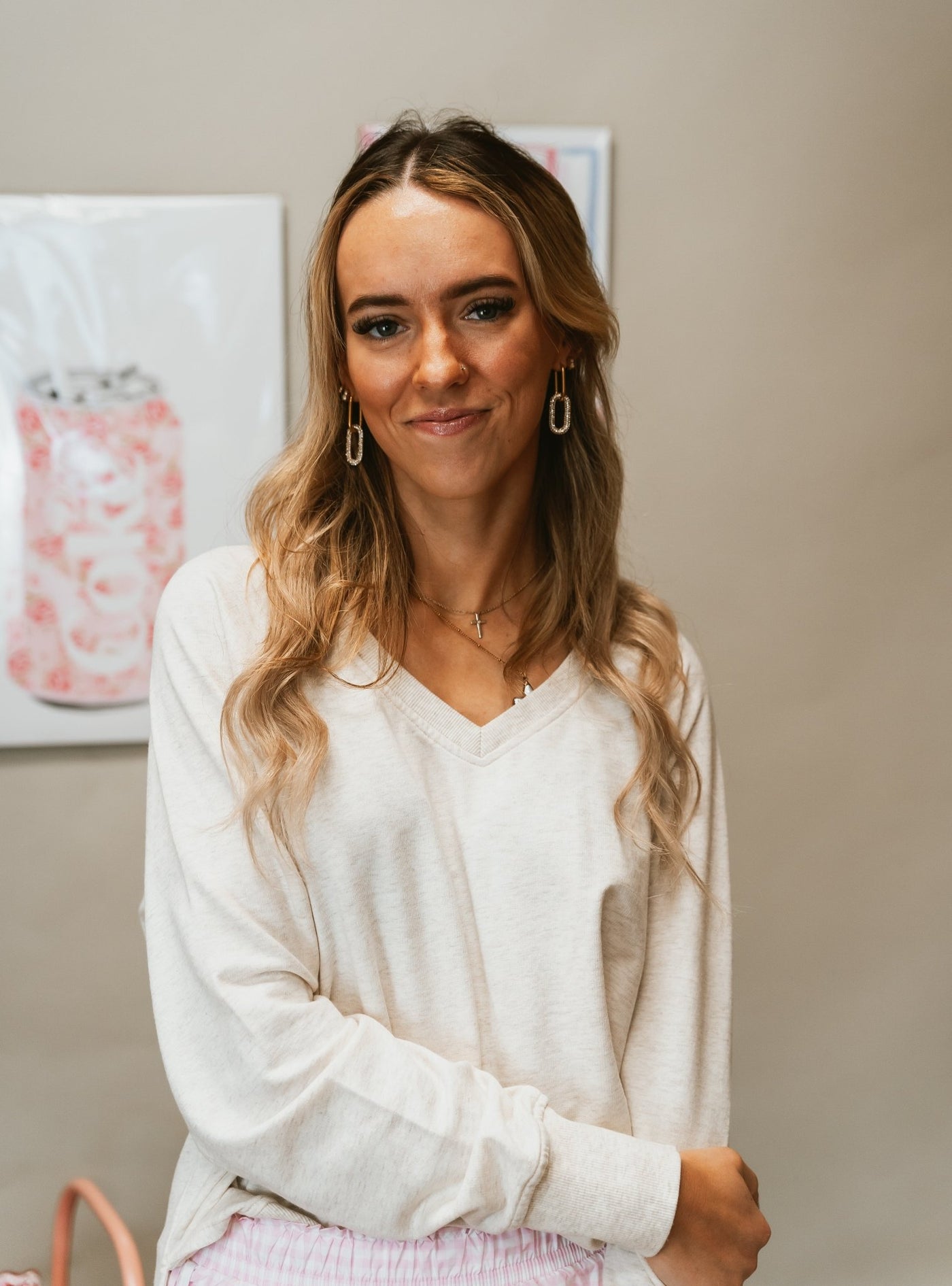 Weekender V Neck Light Oatmeal Heather ZT253919 - Southern Soule Designs