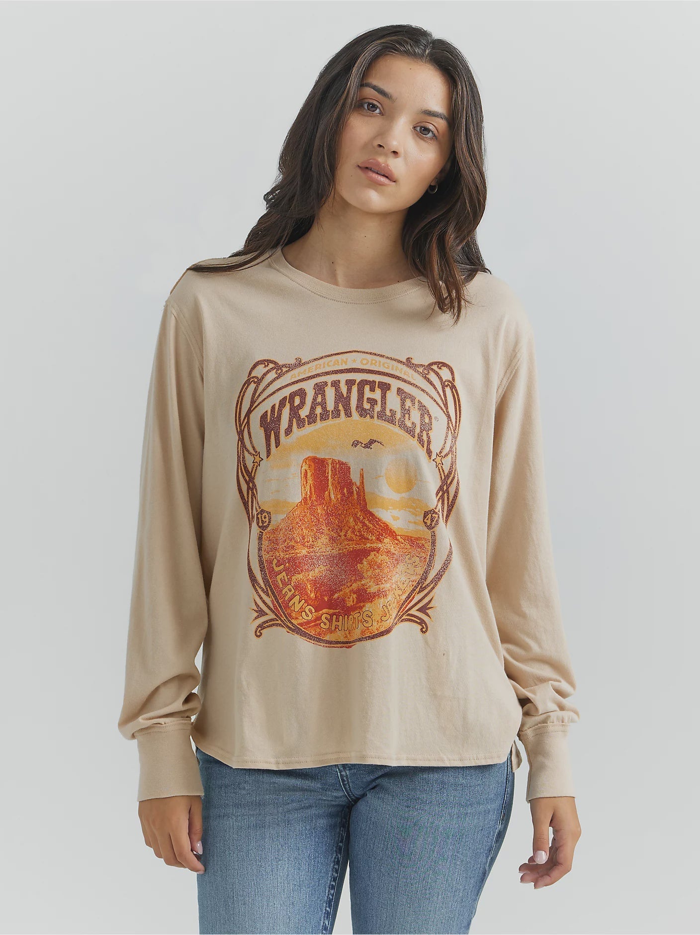 Wrangler 112350108 Relaxed Long Sleeve Tee Moonlight Beige - Southern Soule Designs