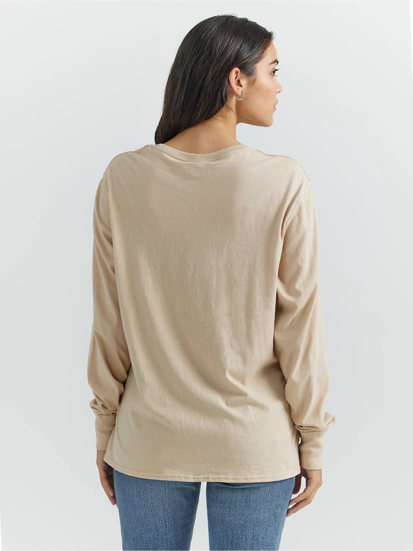 Wrangler 112350108 Relaxed Long Sleeve Tee Moonlight Beige - Southern Soule Designs