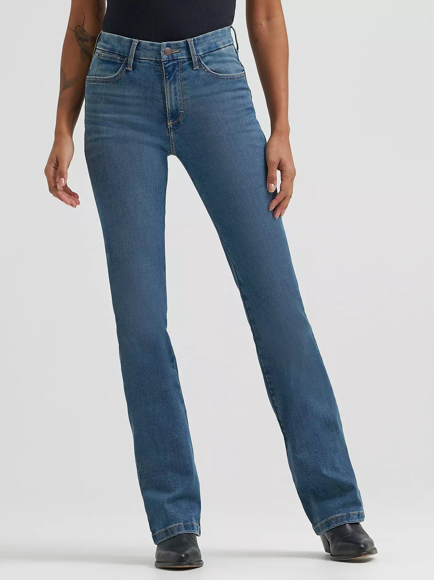 Wrangler Women's Bespoke High Rise Bootcut Jean Ada 112359279 - Southern Soule Designs