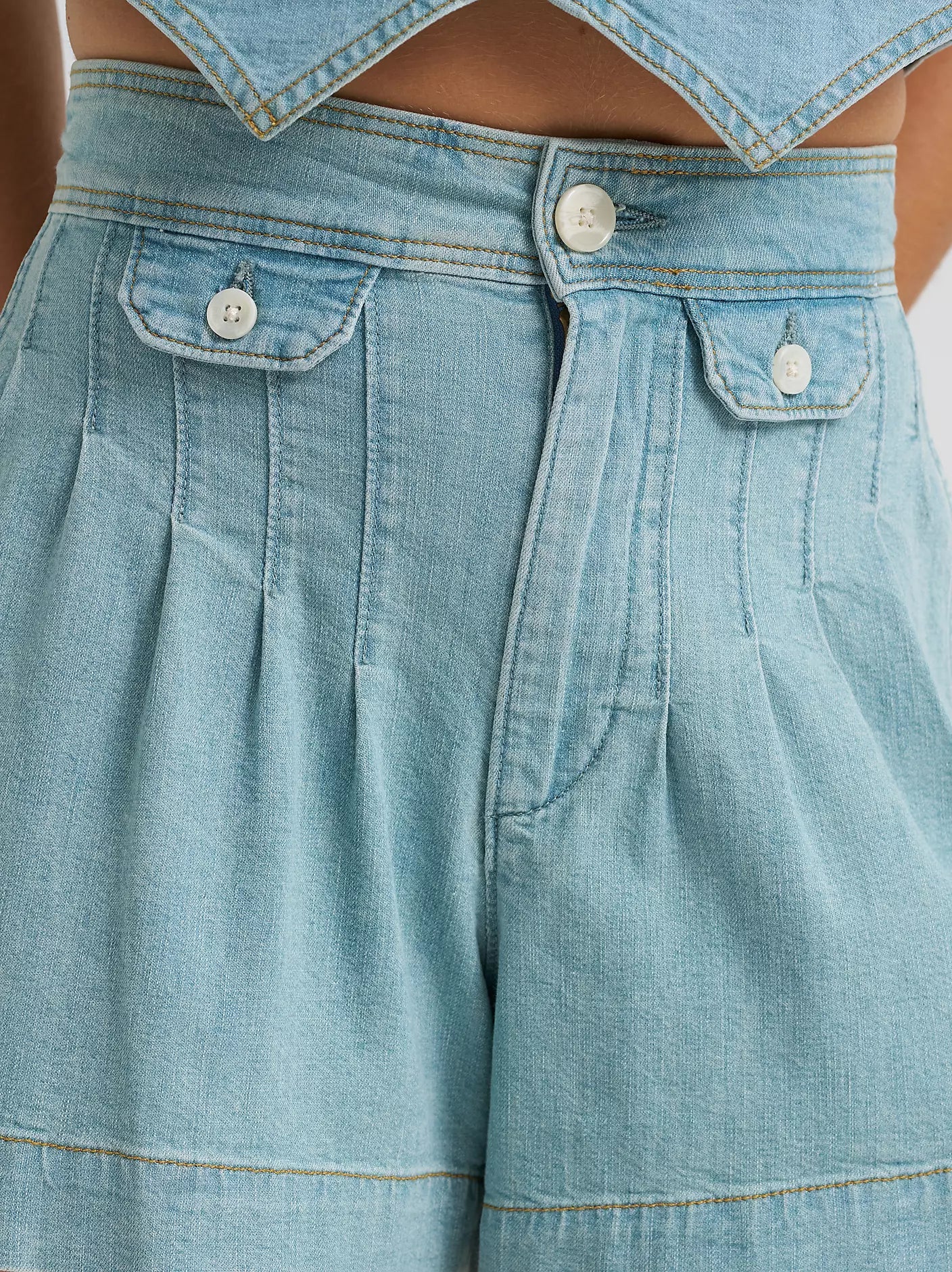Wrangler Women's Country Estate Pale Denim Shorts 112378614 - Southern Soule Designs