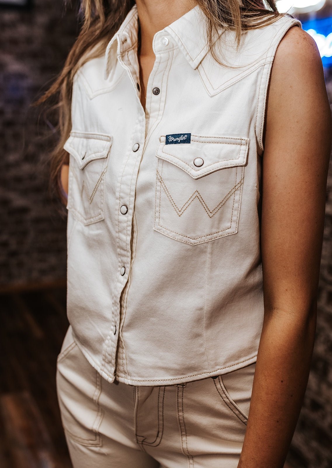 Wrangler Women's Sleeveless White Denim Top 112379493 - Southern Soule Designs
