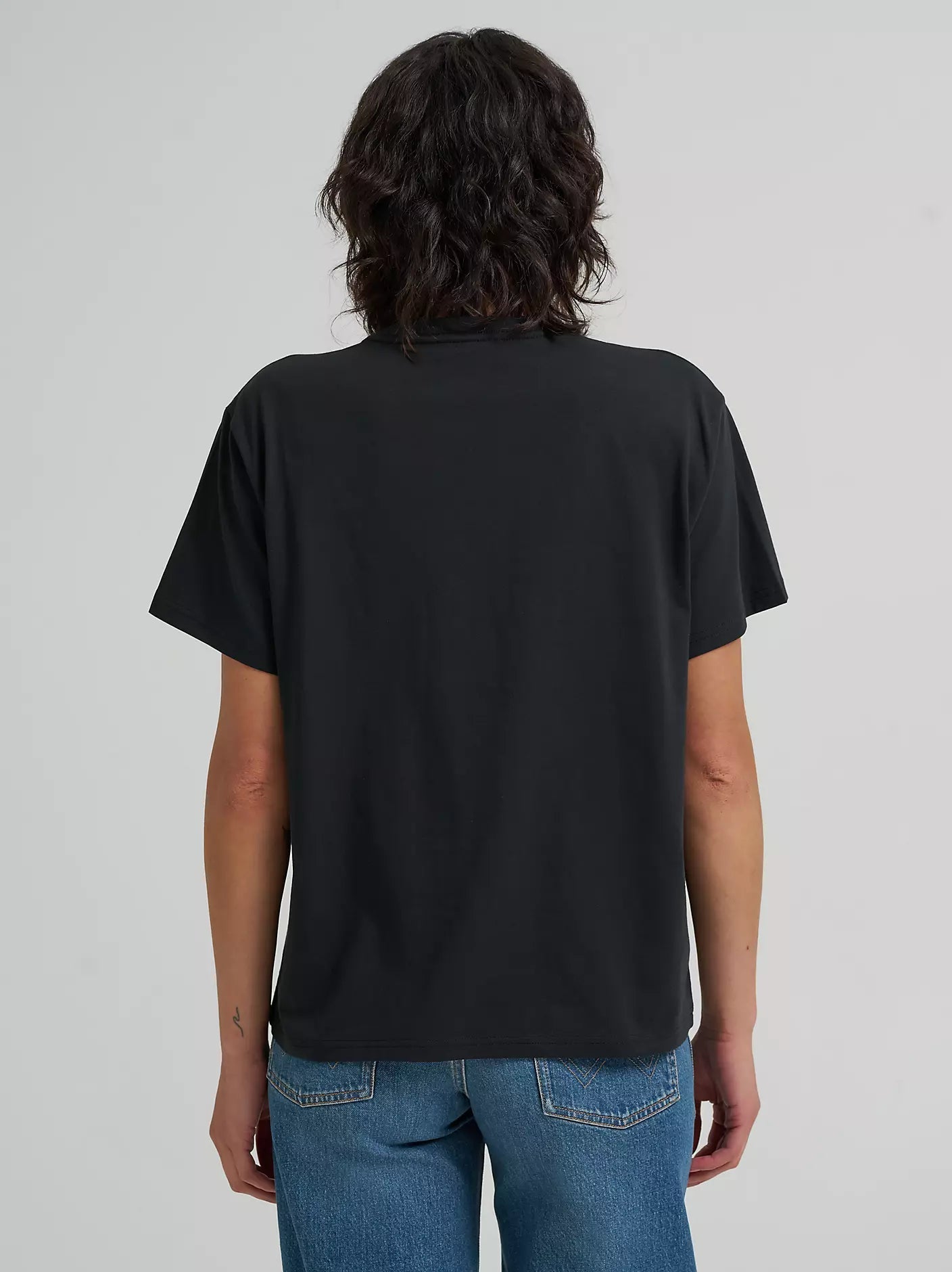 Wrangler Women's Western Graphic Girlfriend Tee Black Heart 112368897 - Southern Soule Designs