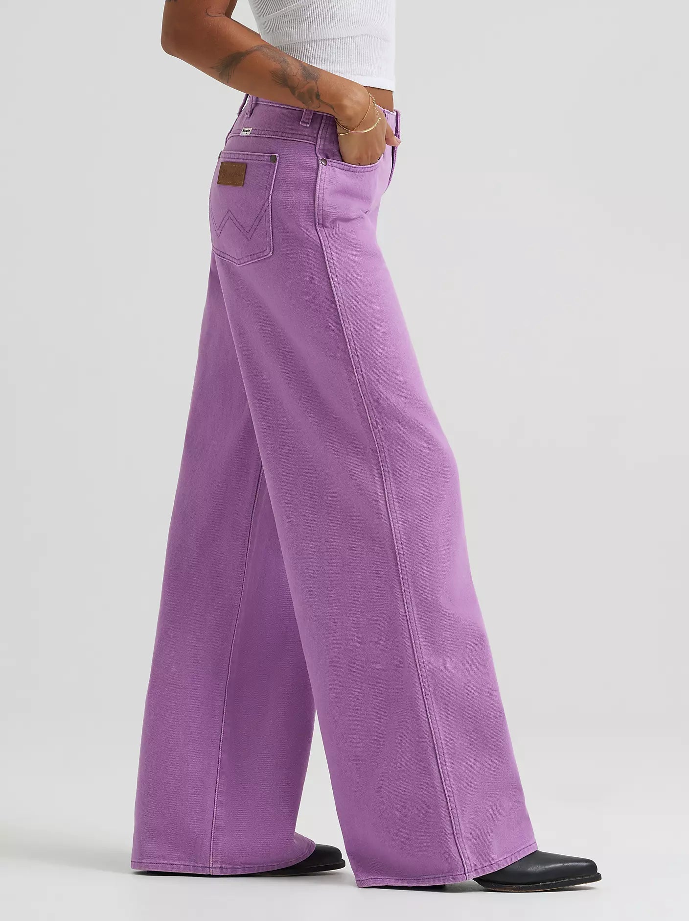 Wrangler Women's Worldwide Jean in Bellflower 112378544 - Southern Soule Designs